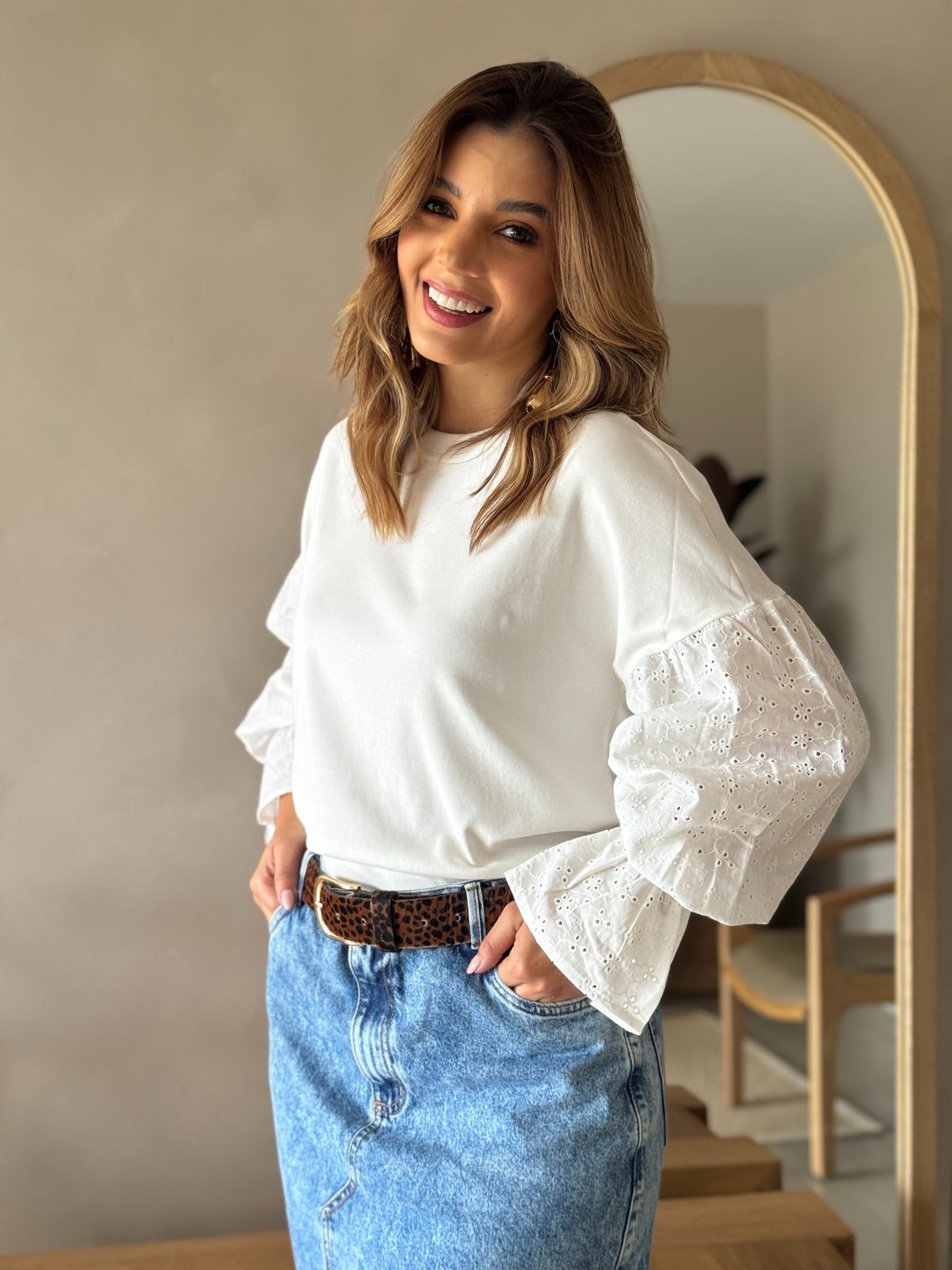 Camibuzo Clara