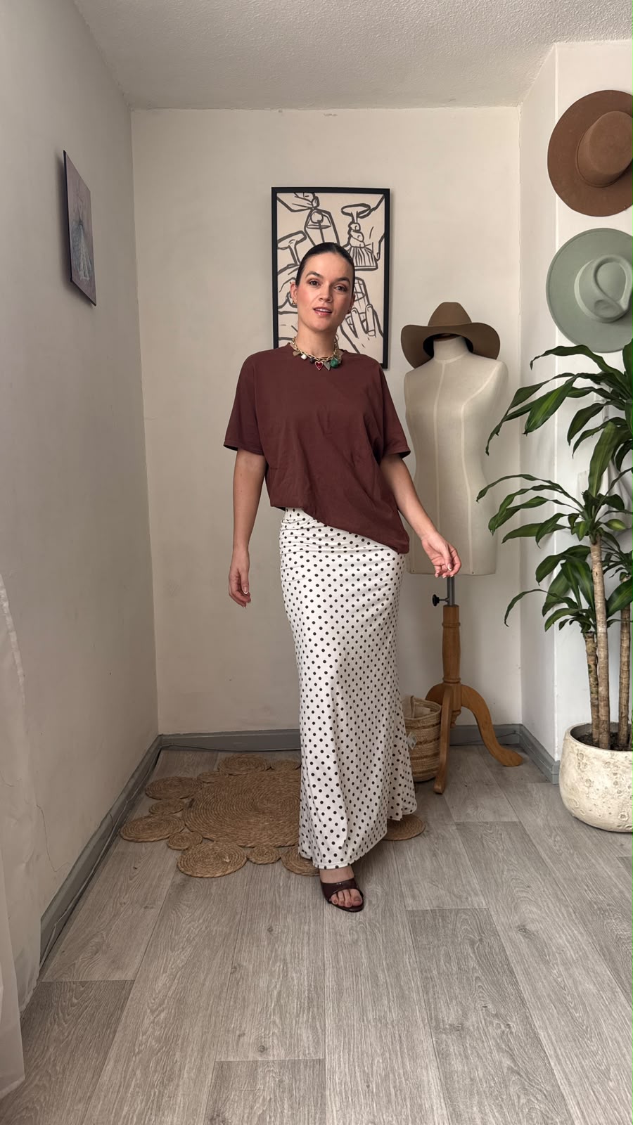 Falda Lunares tipo lápiz blanca