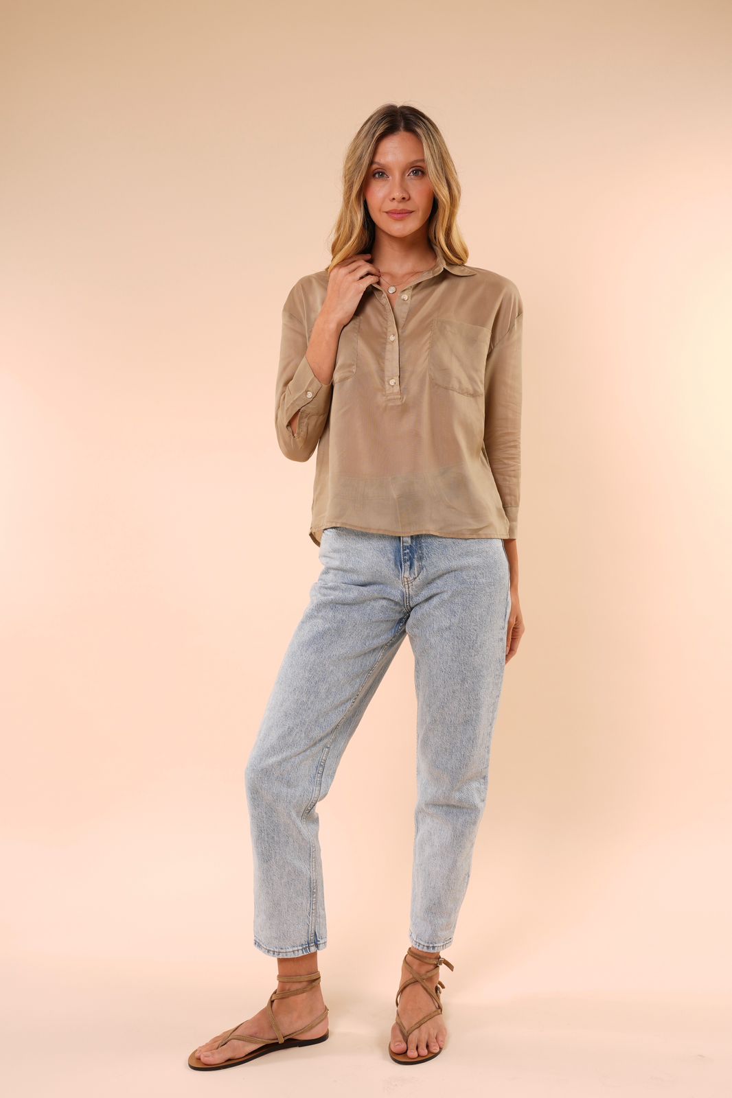 Camisa Kaia Taupe