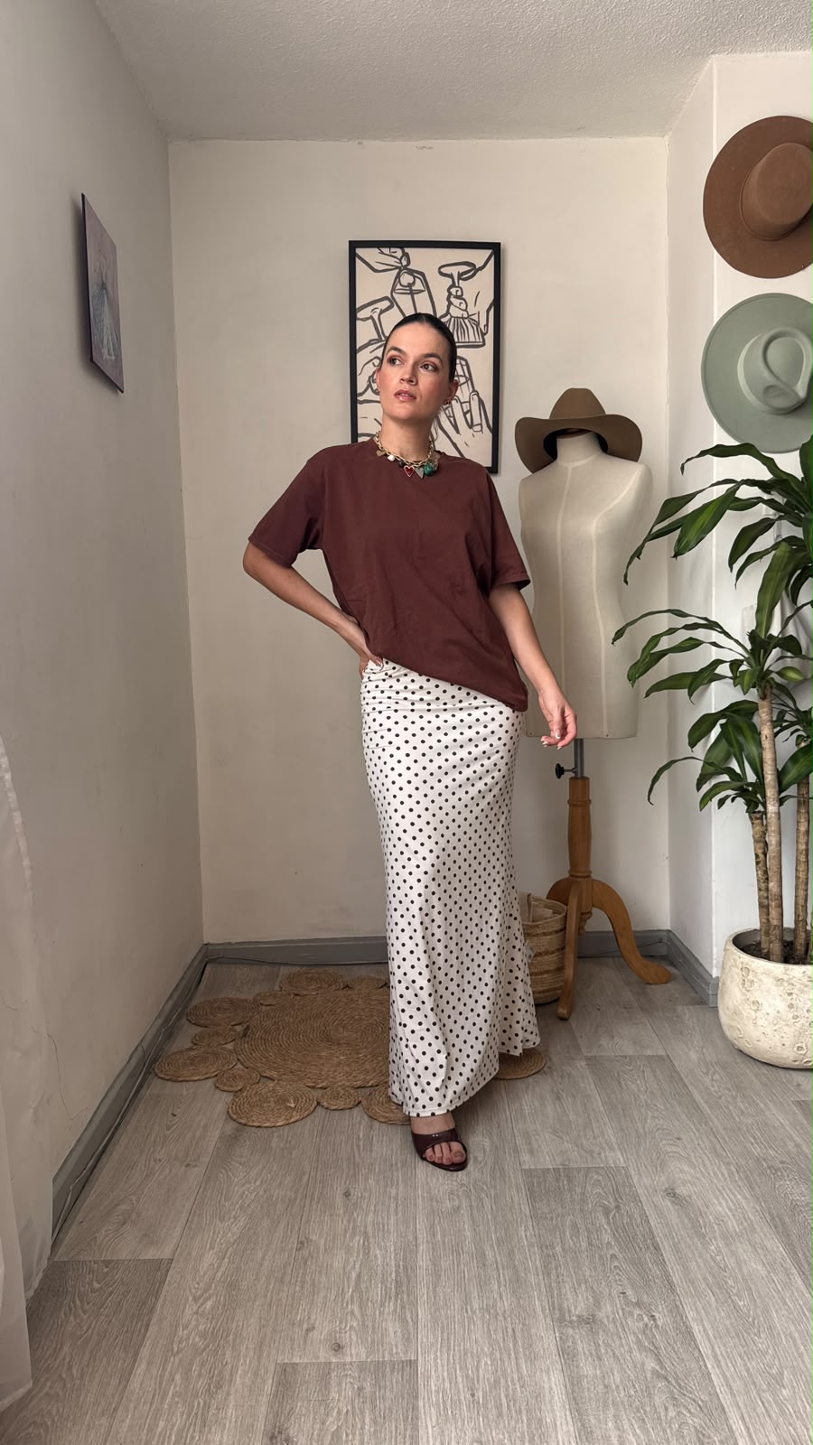 Falda Lunares tipo lápiz blanca