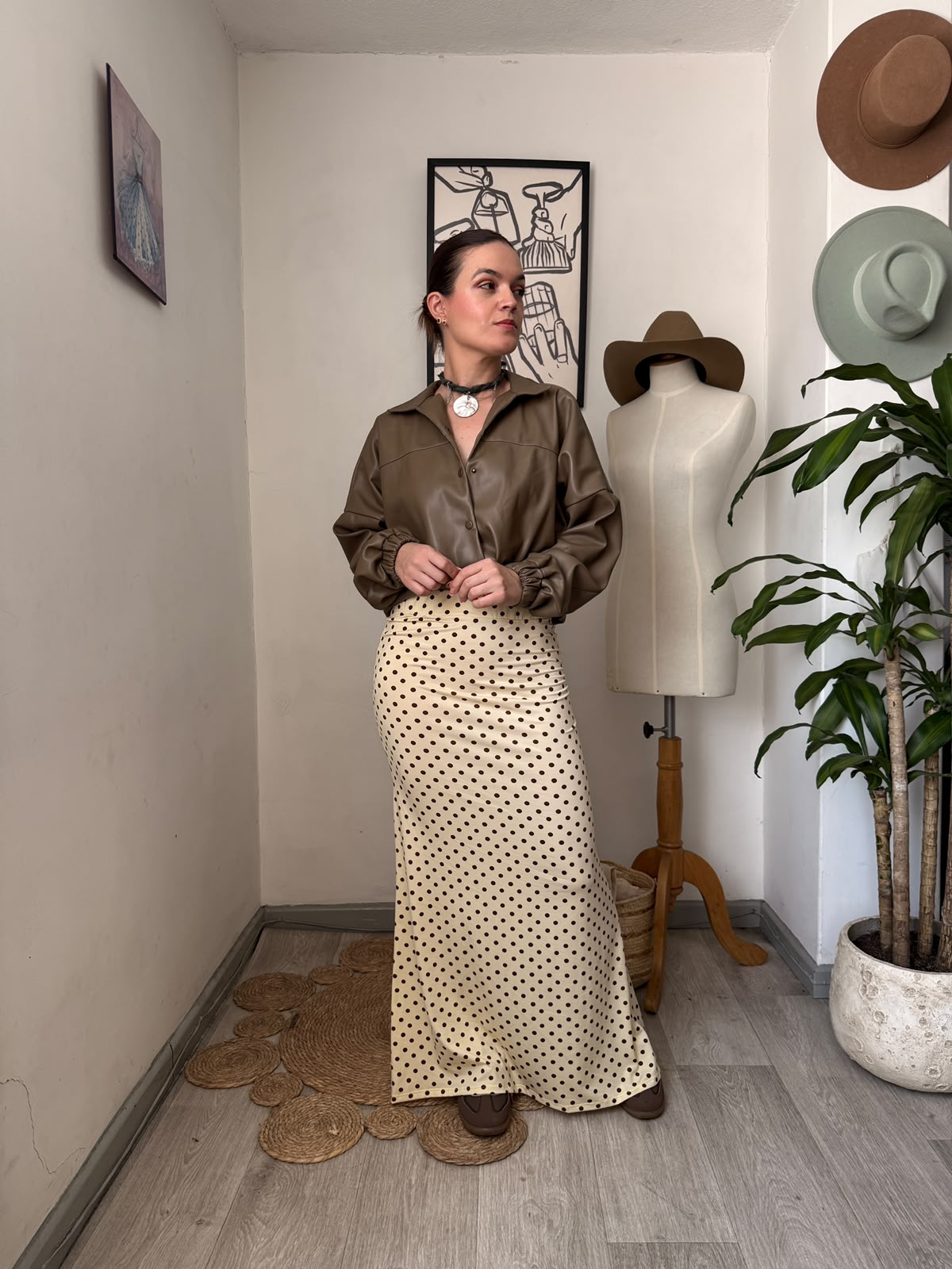 Falda Lunares tipo lápiz