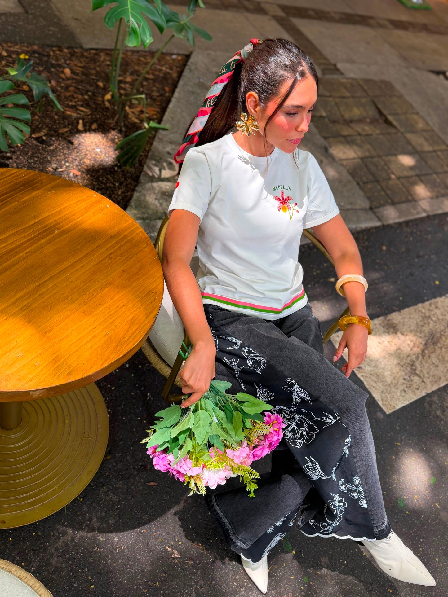 Camiseta Orquídea Blanca