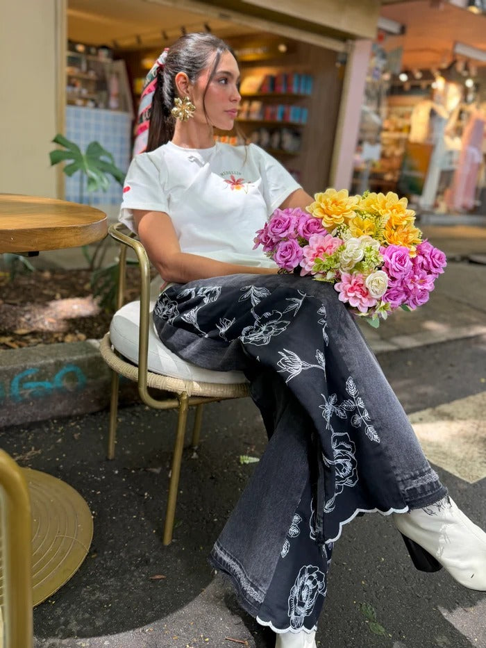 Camiseta Orquídea Blanca